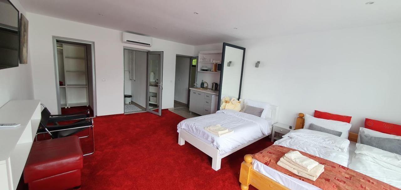 Modern Rooms Kolibica Kültér fotó